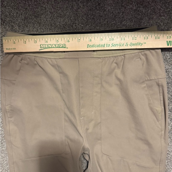 Lululemon Joggers - Picture 5 of 6